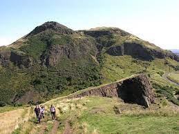 Most runners were doing the 6 km loop, the queen's drive, and very few were tempted by the hills. Holyrood Park Feature Page On Undiscovered Scotland
