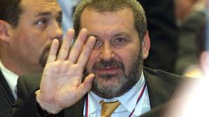 Soud s "kmotrem" ODS Novákem se odsouvá. Opět