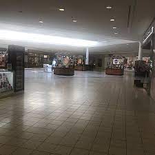 Store list (directory), locations, mall hours, contact and address. The Oaks Mall Gainesville Aktuelle 2021 Lohnt Es Sich Mit Fotos Tripadvisor