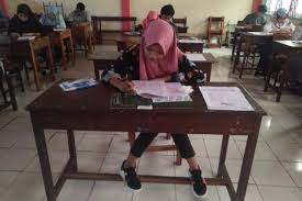 Beberapa pihak menuntut ujian nasional (un) untuk dihentikan karena berbagai alasan. Meski Langgar Aturan Salah Satu Peserta Um Ptkin Tetap Ikut Ujian Washilah