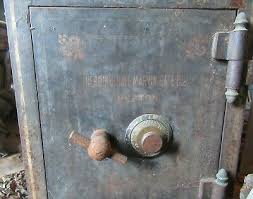Listed relocking device which deadlocks locking bar when lock spindle is driven from door; Safes Still Banks Herring Hall Marvin