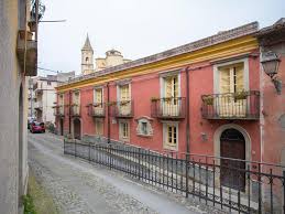 From wikimedia commons, the free media repository. B B Il Gattopardo Novara Di Sicilia Italien