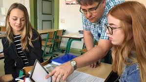 Nrw.schule is tracked by us since september, 2020. Testmodell An Nrw Schulen Der Datenschutz Und Das Digitale Lehrerzimmer Archiv