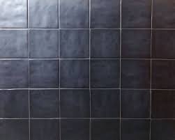 Welche wandfarbe gut zu grauen fliesen passt, ist immer ein wenig von der raumsituation abhängig. Friesische Fliesen Alte Hollandische Fliesen Handgemacht Und Bemalt