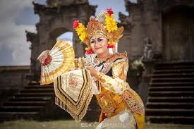 Fungsi iringan tari dengan tariannya fungsi iringan tari : Uji Kom Seni Budaya Arts Quiz Quizizz
