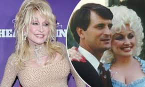 When the country legend, 72, stopped by the tonight then, for the pièce de résistance, she joked, but he can't get it out to pee, much less get it up for three! this quip prompted her host to collapse. Dolly Parton Says She Still Gets Asked If Her Reclusive Husband Carl Is Real Daily Mail Online