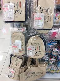 ノータッチフック 多機能ボールペンも ダイソー バズってる100均アイテム 11選 ladytopi レディトピ ボールペン アイデア 商品 ダイソー
