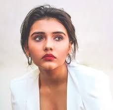 Breanna Cain's Instagram, Twitter & Facebook