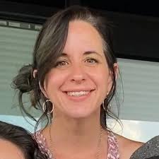 Uncover Your Light: Volume 1: Empowering Stories of Hope and Resilience:  Pinnock, Lisa, Authors, Co, Tam, Louisa, Lau, Ada, Botticelli, Antonietta,  Agius, Marcia, James, Lesley, Hudgin, Tammy, Wobbe, Julie, Blackburn,  Carole: 9781989819296: