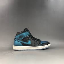 Jul 17, 2021 · dressed in a coconut milk, seafoam, and yellow strike color scheme. Air Jordan 1 Mid Black Metallic Turquoise For Sale The Sole Line