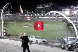 Big wreck strikes late in xfinity race at daytona. Austin Dillon S 2015 Daytona 500 Wreck Captured In Fan Video Engaging Car News Reviews And Content You Need To See Alt Driver