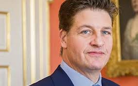 Tim Luke's Instagram, Twitter & Facebook