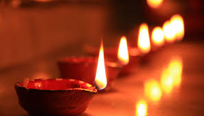 ಮನೆ-ಮನ ಬೆಳಗುವ ಬೆಳಕಿನ ಹಬ್ಬ ದೀಪಾವಳಿ - Janaprathinidhi