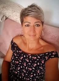 Husband dislikes my new pixie cut