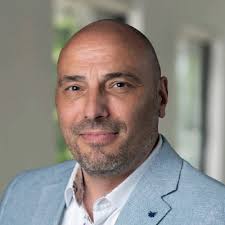 returningtowork #maternityleave #blackberry #workingparents #careerjourney  #growthmindset #supportnetwork #impostersyndrome #worklifebalance #thankful  #newchapter