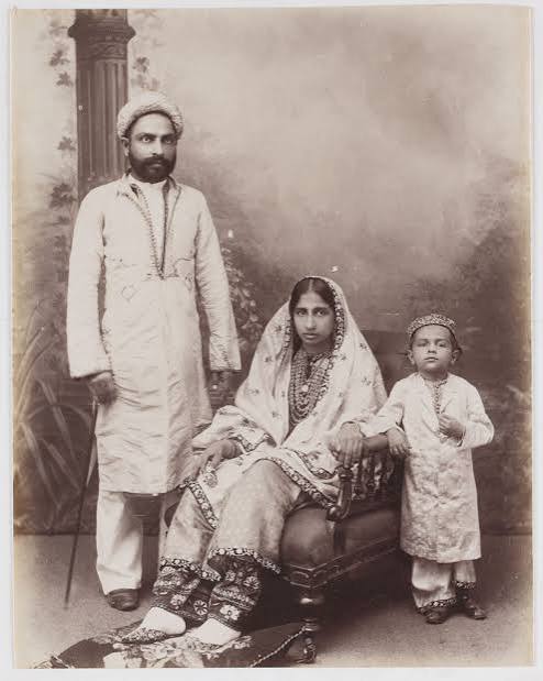 Gateway Of India: The Birth Of Photography In 19th-Century Bombay - Sarmaya