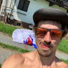 STUBAI-CUP 2020: Win a tandem-flight with THEO DE BLIC How to participate? 