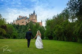 Blog de guia de bodas de lujo y de alto standing en madrid barcelona marbella ibiza mallorca españa con videos, fotos y enlaces. Radiga Fotografos Bodas Segovia 50 Radiga Fotografos De Bodas