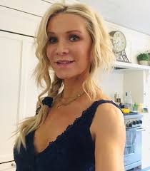 Check spelling or type a new query. Freedomroo Russell Crowe S Ex Wife Danielle Spencer Pays Emotional Tribute To Her Late Father In Law Australiannewsreview