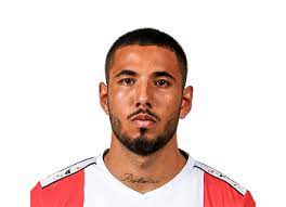 Sergio fernando peña flores (lima, provincia de lima, perú, 28 de septiembre de 1995) es un futbolista peruano nacionalizado español, que juega como mediocampista ofensivo en el malmö ff de la primera división de suecia. Sergio Pena Stats News Bio Espn