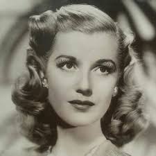 Women with longer hair might be tempted to just keep it simple and easy with a ponytail. Feel Look Vintage With These 50 Superb Hairstyles Hair Motive
