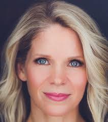 Barbara Riehle's Instagram, Twitter & Facebook