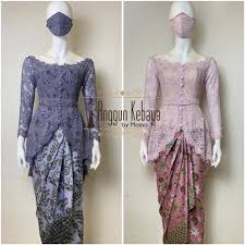 Kebaya yang sangat mewah ini cocok sekali digunakan untuk acara lamaran atau acara wisuda. Jual Anggun Kebaya Kebaya Brokat Syahrini Lamaran Kebaya Brukat Wisuda Kebaya Pink Muda Jakarta Pusat Anggun Kebaya By Maina Tokopedia