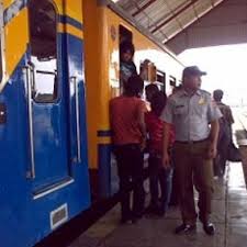 Jadwal sholat atau jadwal shalat(shubuh, awal dhuha, dzuhur, ashar, maghrib dan isya) dengan tampilan perbulan untuk kota bandung jawa barat bisa dilihat dibawah ini. Ini Dia Jadwal Kereta Api Dari Bandung Yang Baru