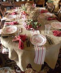 Plus, they're unbelievably easy and inexpensive to diy. French Country Cottage Decor French Country Style Christmas Table Settings Christmas Table Table Decorations