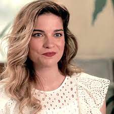 Alexis Rose Aesthetic Fashion Iconic Women Style