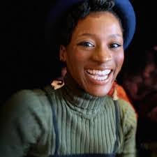 Krista Squires's Instagram, Twitter & Facebook