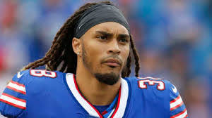 Kyle Tanguay's Instagram, Twitter & Facebook