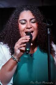 I'm an eclectic singer looking to work in Vegas... where's my future band?