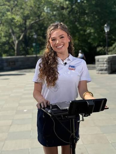 Hellloooo New York! 🍎☀️ I'm so excited to join the incredible team of meteorolgists at @foxweather !Tune in anytime, anywhere!