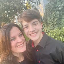 Va. moms turn to social media after formula recall, shipping delay leaves  son with no food