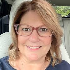 Lynn Wildman Makris (@LynnMakris)