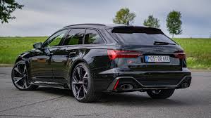 The rs 6 avant rs tribute edition pays homage to the rs 2 with its silver wheels, black roof rails, nogaro blue exterior paint, body color mirrors, red brake calipers, rs sport exhaust, black optic package, and a variety of audi exclusive interior finishes. Audi Rs6 Performance Mieten Odenwaldgarage
