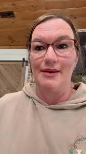 Heather Conte's Instagram, Twitter & Facebook