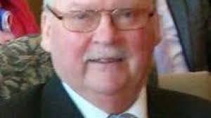 Le conseil municipal rend hommage à Daniel Diéval, ancien adjoint au maire 