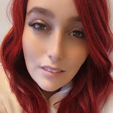 SATÉ KU BATATA • ❤️ • Want ook deze Antilliaanse klassieker kun je prima  zelf maken! Je vindt het recept nu op www.jurino.nl en natuurlijk in ons  superrrdikke kookboek 'De Complete Antilliaanse