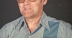 Timothy Dingess's Instagram, Twitter & Facebook