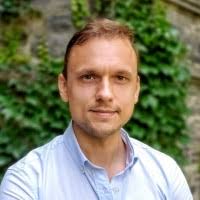 50+ perfiles de «Kouznetsov»