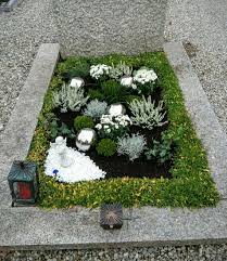 Grabgestaltung Herbst Grabgestaltung Herbst Grabgestaltung Grabbepflanzung