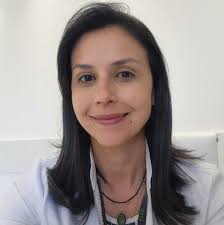 Dra. Rafaela Costa Vieira opiniões