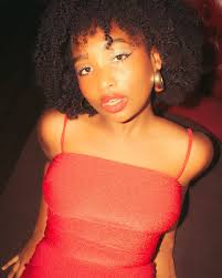 boop boop bee do!💋 📸: @photosbykayleee creative director: @_rubycallie  stylists: @katiejune._ & @_rubycallie