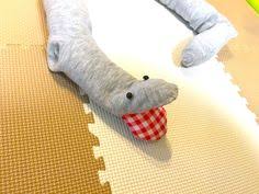 手作りおもちゃ くつしたのへび 手作りおもちゃ おもちゃ 手作り