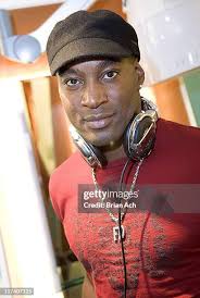 278 Rita Hazan Stock Photos, High-Res Pictures, and Images