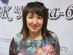 Ukraine's Jews walk narrow line between murderous past and uncertain future 