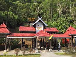 The trail is primarily used for hiking and nature trips. Prima Riders Cycling Club Prcc Hiking Santai Gunung Angsi 21 July 2019