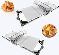 Fully Automatic Savory Puff Pastry Pie Machine Bakery Pastry Production  Equipment High Efficiency Food Processing Line